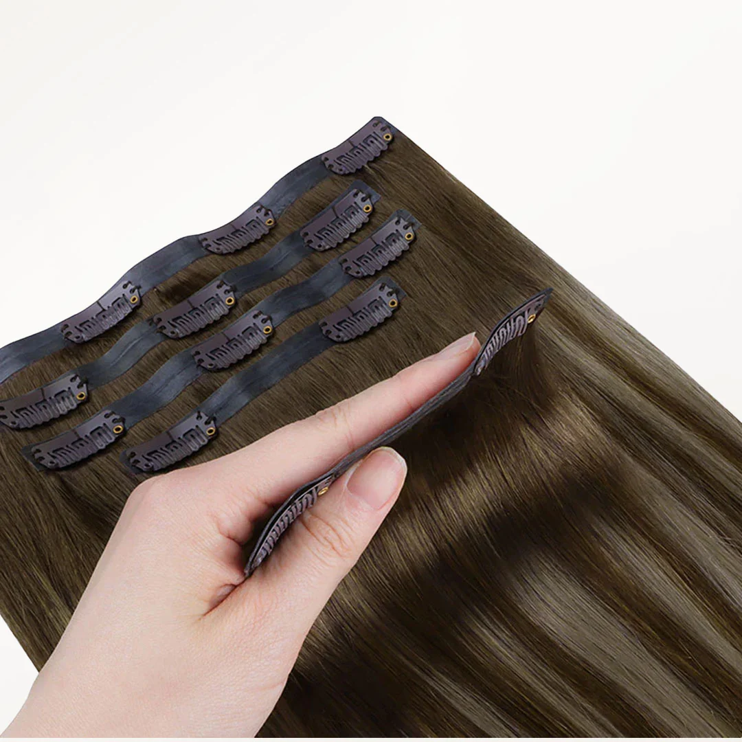 Honey Blonde Balayage (4/26/4) Seamless Clip-Ins (130g-160g) - Image 3